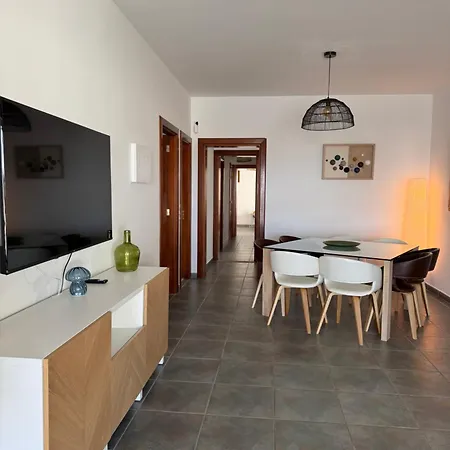Vila Lovely Casa Deseada, Heated Pool, Jacuzzi, Bbq, Ping Pong Table Playa Blanca (Lanzarote)